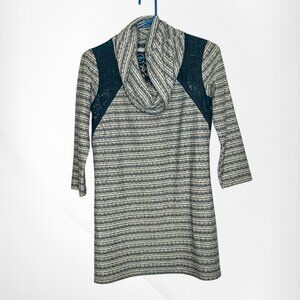 Maurices Cowl Neck Knit Tunic Top Blue Gray White Lace Shoulder 3/4 Sleeve Med